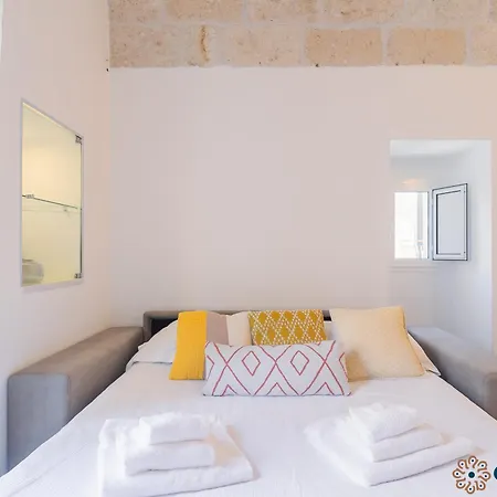 Dimora Rosanna By Apulia Apartamento *